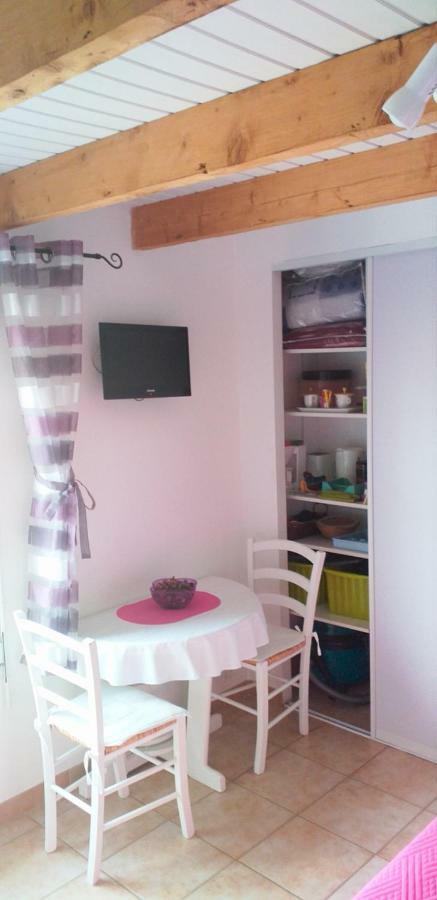Chambre Du Raisin Puyricard Luaran gambar